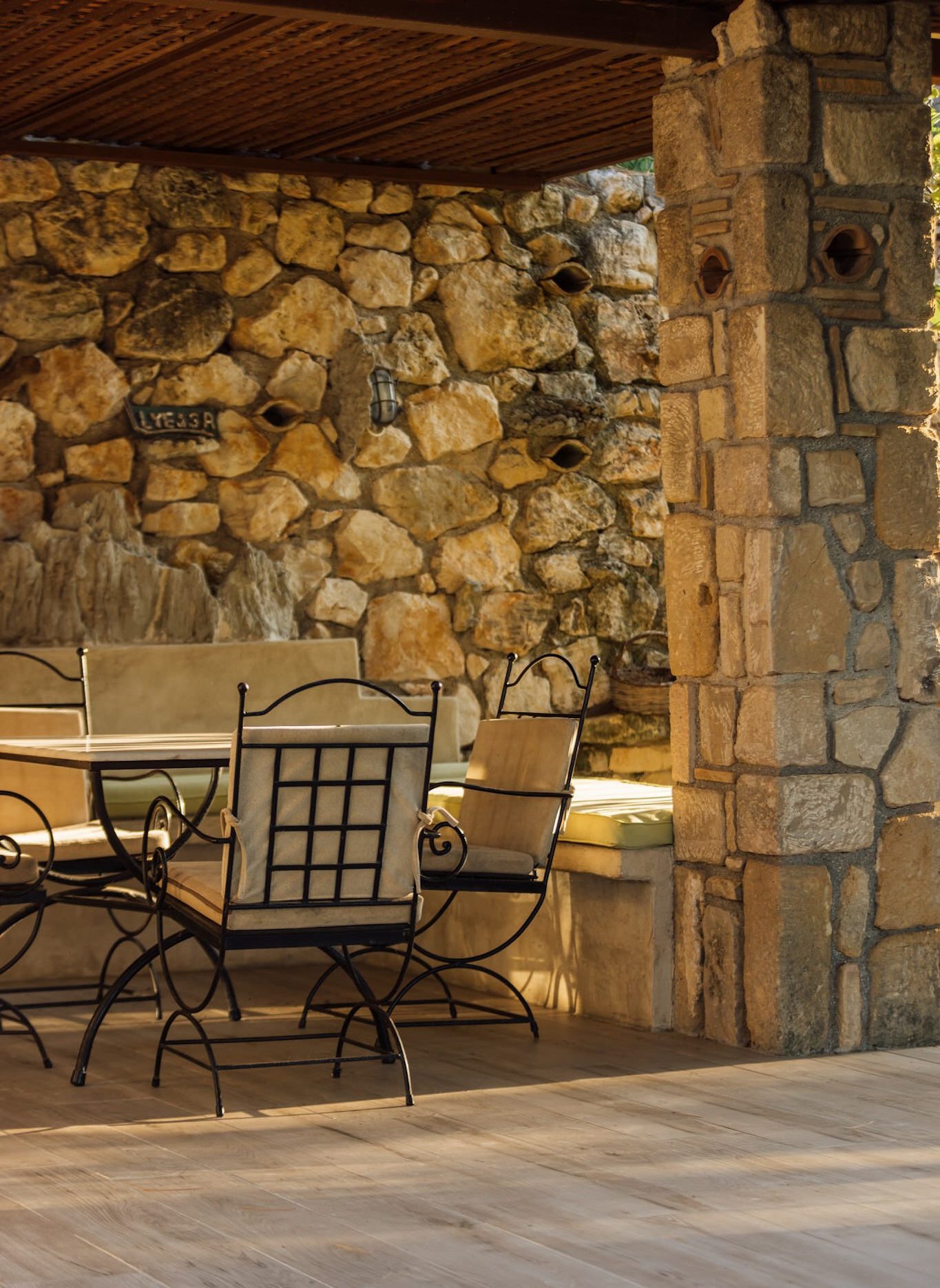ilyessa-cottages-holiday-homes